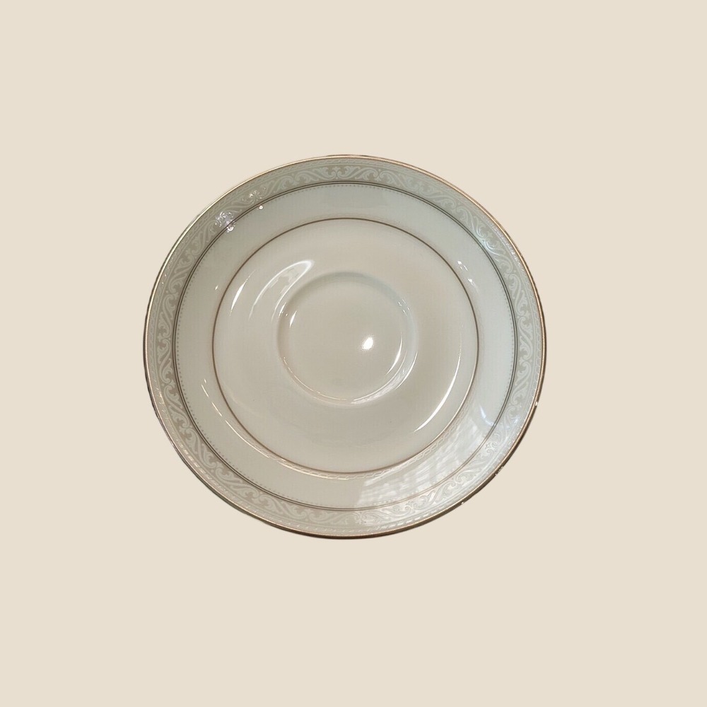 Noritake Fine Bone China 4887 6 inch Saucer White Cream Gold Trim Japan Vintage